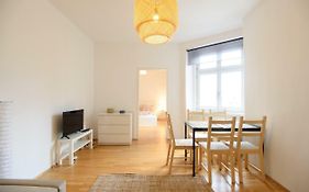 Central Living Apartment 1090 Vienna